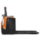 Powered pallet truck - BT Levio 2.2t ar platformu - Attēls sānos